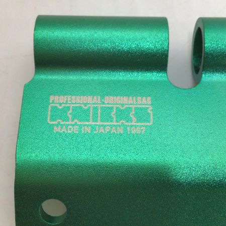  KNICKS ベルトループアタッチメント 程度A アルミ製ベルトループアタッチメント ALU15LA-G グリーン