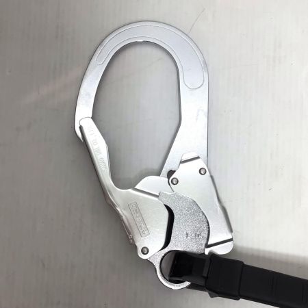  TITAN 胴ベルト型安全帯 未使用品(S) リーロックSⅡ NEOライト OT-SLN505-BL