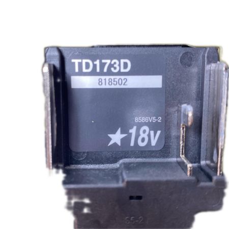  MAKITA マキタ インパクトドライバ  818502 TD173D オリーブ