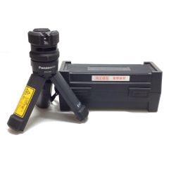 ΘΘ Panasonic パナソニック レーザー墨出し器 ケース付 レーザーグリーン 程度B BTL4100 ブラック Bランク