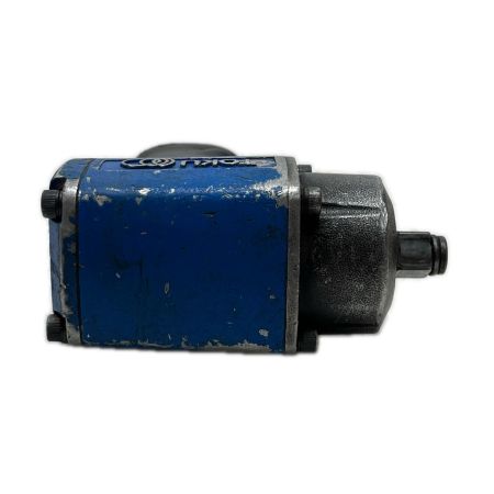  TOKU エアインパクトレンチ 本体のみ 常圧 MI-1650 ブルー