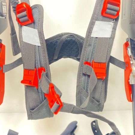  Hilti ヒルティ ショルダーエクソスケルトン ケース付 021178 使用感有 EXO-S レッド