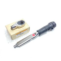 ΘΘ TOHNICHI トルクレンチ 程度C QH12D付 10~50Nm 161041Y 目盛窓無 CL50NX12D Cランク