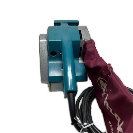  MAKITA マキタ ベルトサンダ   本体のみ 9900B