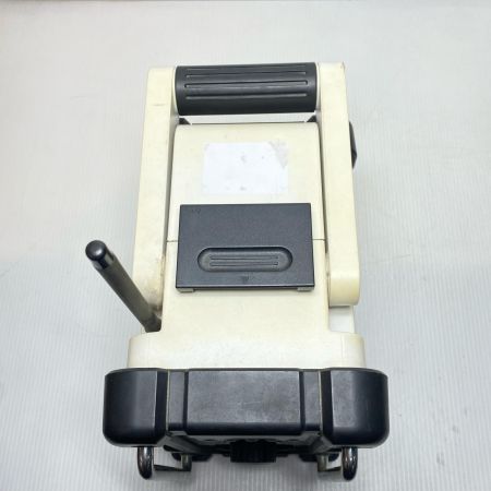  MAKITA マキタ バッテリー式ラジオ ACアダプター付 コードレス式 7.2-18v MR102 ホワイト