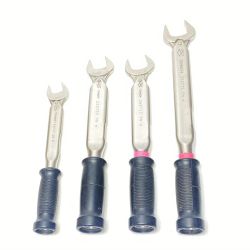 ΘΘ TOHNICHI トルクレンチ 4本セット 29XT75.0N・m/22XT39.9N・m/26XT53.9N・m/17XT17.2N・m 179804K Cランク