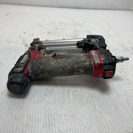 MAKITA マキタ エアタッカ  本体のみ  高圧 AF501HP レッド