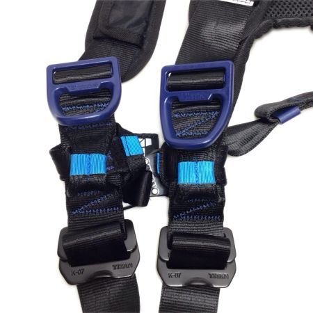  TITAN フルハーネス型安全帯 未使用品(S) 収納バッグ付 Lサイズ PAHN-10A-BL-L型 ブラック