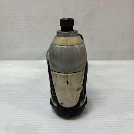  MAKITA マキタ インパクトドライバ MAKITA  本体のみ  不明 ホワイト
