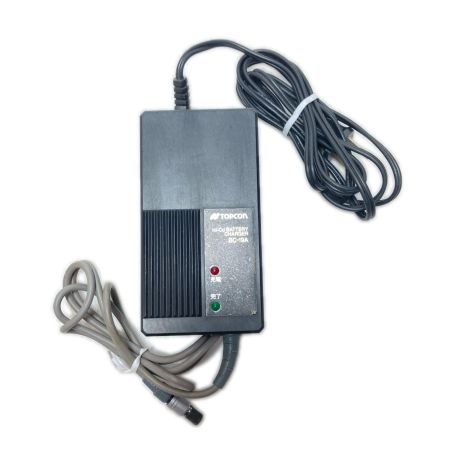 TOPCON バッテリーチャージャー  ジャンク品  BC-19A