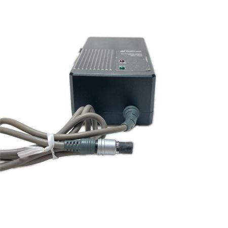  TOPCON バッテリーチャージャー  ジャンク品  BC-19A