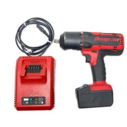 ΘΘ Snap-on スナップオン インパクトレンチ 充電器・充電池1個付 コードレス式 13196035 CTJ7850 レッド Cランク