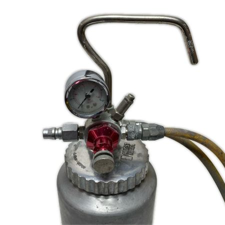  ANEST IWATA スプレーガン  塗料圧送タンク付 W-101