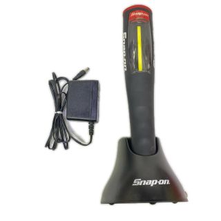 Snap-on スナップオン ワークライト 充電器・ACアダプター付  ECFSP200A ブラック×レッド Snap-on スナップオン ワークライト 充電器・ACアダプター付 ECFSP200A