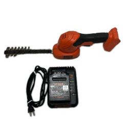 ΘΘ BLACK+DECKER ブラックアンドデッカー 電気バリカン 充電器・充電池1個付 BCSS18 オレンジ Cランク
