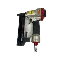 MAX マックス エアネイラ   本体のみ 常圧  TA-225LU/4J Cランク
