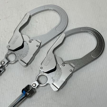 TITAN ランヤード 未使用品(S) 巻取式ダブルランヤード HL-HW-130