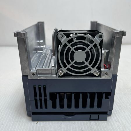 富士電機  インバーター  未使用品(S)  FRN3.7C2S-2J ネイビー