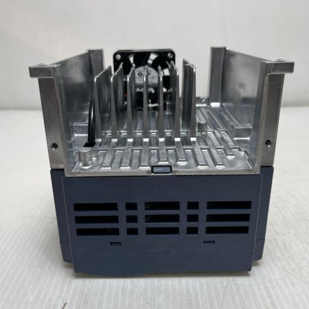 富士電機  インバーター  未使用品(S)  FRN3.7C2S-2J ネイビー