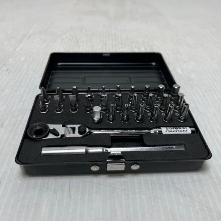 Deen マルチパーパスビットラチェット ビット・エクステンションバー・ケース付 DNR2F-05HSET
