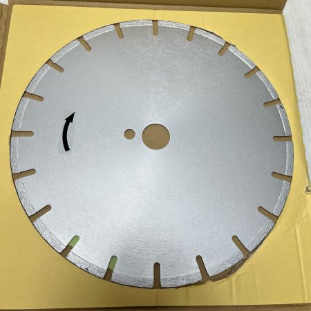 刃 未使用品(S) 305ｘ3ｘ30.5