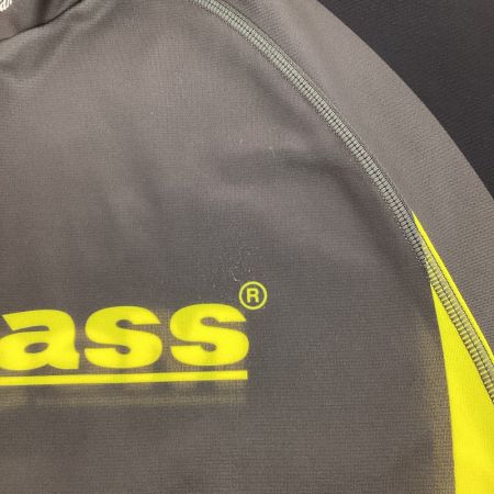  Megabass メガバス フィッシングウェア ジップパーカー ベイト オブ チャンピオン Lサイズ  毛羽立ち有