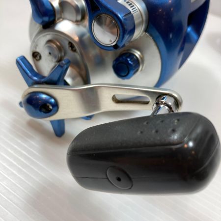  SHIMANO シマノ  電動リール ジャンク品(D) 05電動丸4000HP 01929