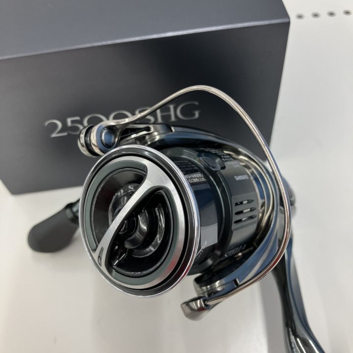 σσ SHIMANO シマノ SHIMANO 043887 未使用品 22ステラ 2500SHG 箱有り  043887｜中古｜なんでもリサイクルビッグバン