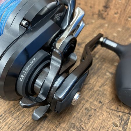 σσ SHIMANO シマノ SHIMANO 04005 19オシアジガーFCNR 2001HG  箱有り 04005