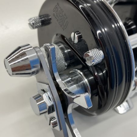 σσ Abu Garcia アブガルシア  Abu Garcia 程度B アンバサダー5000C　　箱、替スプール、ハンドル有
