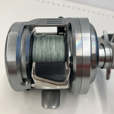 σσ SHIMANO シマノ SHIMANO 04039 20カルカッタコンクエストDC 200HG 04039
