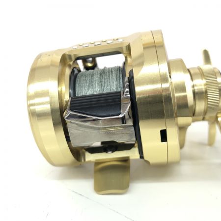 σσ SHIMANO シマノ SHIMANO   21カルカッタコンクエスト 100HG   箱有り 04236