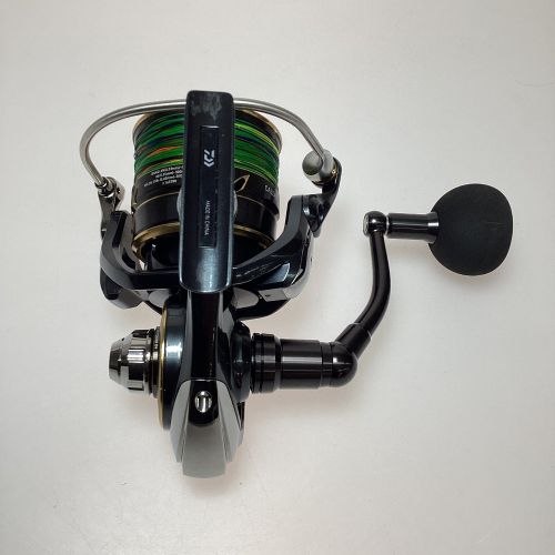 中古】 DAIWA ダイワ 釣り用品 リール スピニングリール 程度C 22