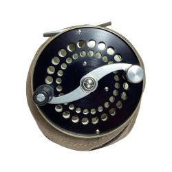 §§ SARACIONE サラシオーネ フライリール トラウト ゴールド Bランク