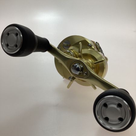  SHIMANO シマノ 23カルカッタコンクエストMD 300XGLH 右ハンドル ベイトリール 045935