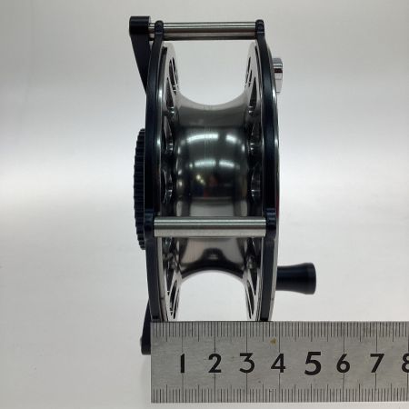  sage セージ イボーク EVOKE 10 RHR 右巻き ラージアーバーフライリール トラウト STEALTH x PLATINUM