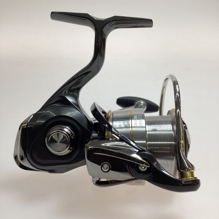 DAIWA ダイワ 釣り用品 リール スピニングリール 20ルビアス LT3000S-CXH 程度A  00060208｜中古｜なんでもリサイクルビッグバン