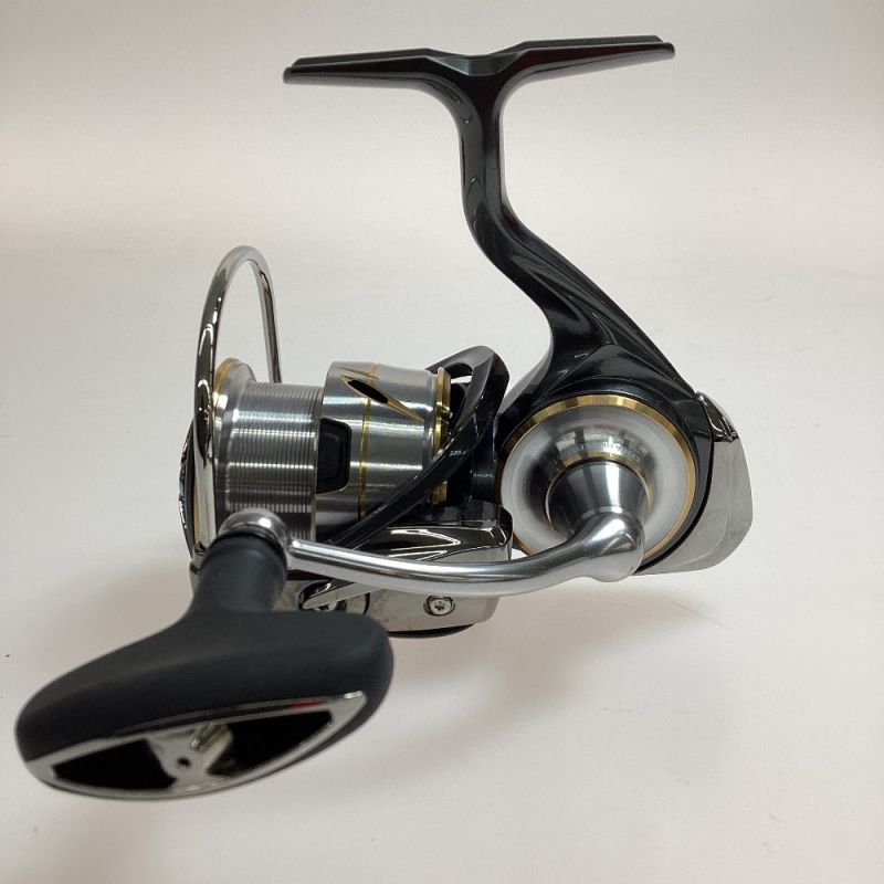 中古】 DAIWA ダイワ 釣り用品 リール スピニングリール 20ルビアス