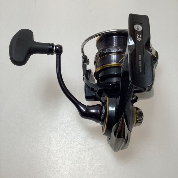 DAIWA ダイワ 釣り用品 リール スピニングリール 21カルディアLT3000-CXH 3063190｜中古｜なんでもリサイクルビッグバン