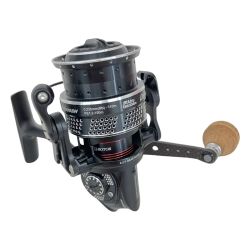 σσ Abu Garcia アブガルシア リール スピニングリール 程度B ソフトケース・取説・替ノブ付 レボ エムジーエクストリーム 3000SH 1477390 Bランク