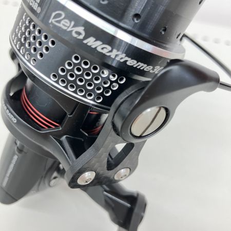 σσ Abu Garcia アブガルシア リール スピニングリール 程度B ソフトケース・取説・替ノブ付 レボ エムジーエクストリーム 3000SH 1477390