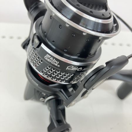 σσ Abu Garcia アブガルシア  リール スピニングリール 程度B ソフトケース・取説・替ハンドル付 レボ エムジーエクストリーム 2000SH