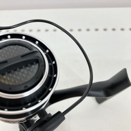 σσ Abu Garcia アブガルシア  リール スピニングリール 程度B ソフトケース・取説・替ハンドル付 レボ エムジーエクストリーム 2000SH