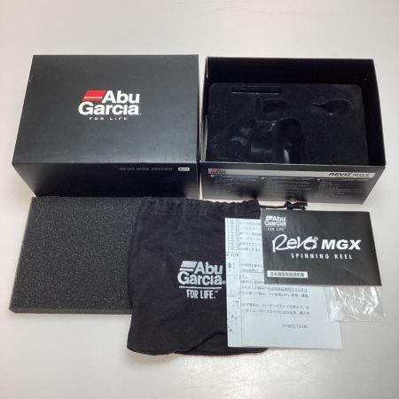  Abu Garcia アブガルシア 釣り用品 リール スピニングリール 程度A レボ MGX 2500SH