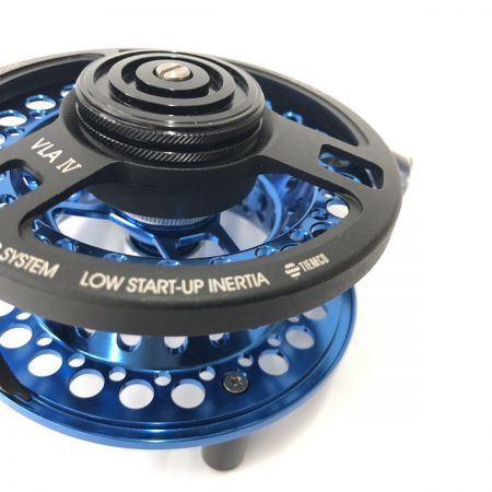 σσ TIEMCO ティムコ フライリール オラクル VLA IV