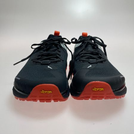  ALTRA スニーカー　アウトドア　メンズ　25.5ｃｍ ブラック×ホワイト