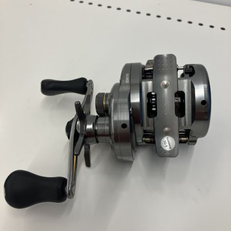 σσ SHIMANO シマノ SHIMANO   17カルカッタコンクエストBFS HG-Ｌ　箱・説明書・カバー・メンテナンスオイル付き 03676