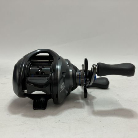 SHIMANO シマノ リール ベイトリール SLX BFS XG 043702