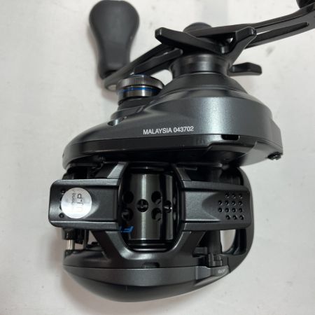SHIMANO シマノ リール ベイトリール SLX BFS XG 043702