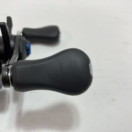 SHIMANO シマノ リール ベイトリール SLX BFS XG 043702